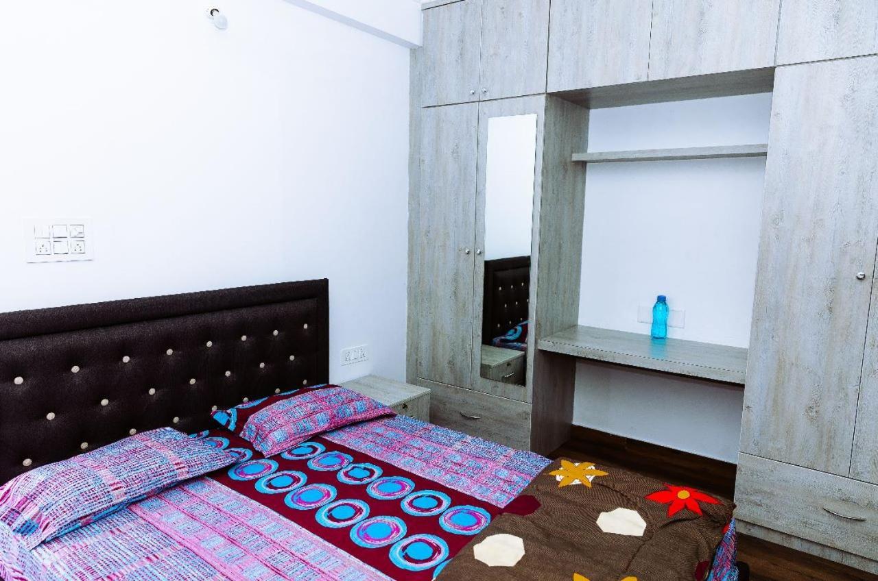 Rvr Abode -Private Rooms Bangalore Eksteriør billede