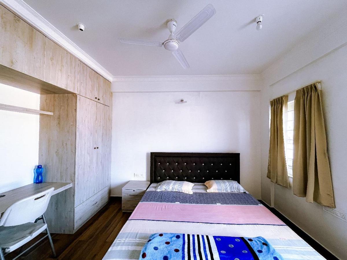 Rvr Abode -Private Rooms Bangalore Eksteriør billede